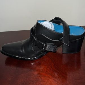 Rebels Footwear mule. Size 8.5